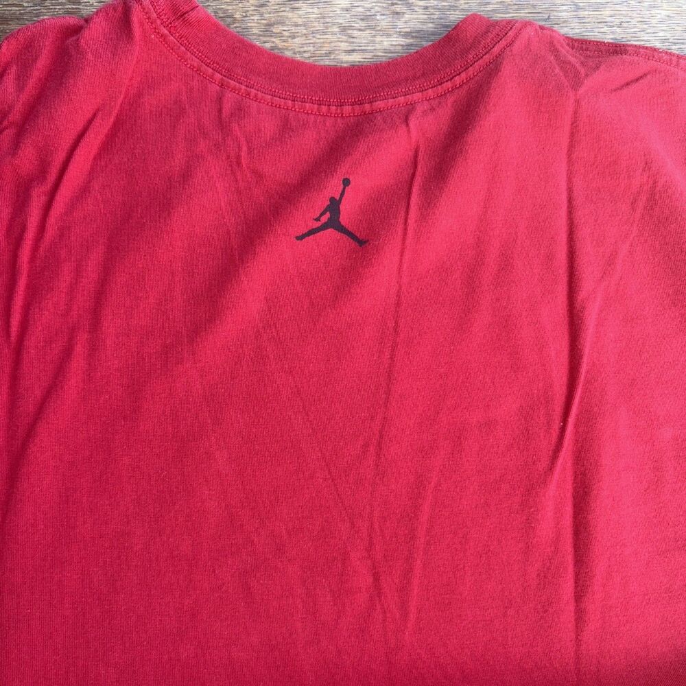 Nike air Jordan new without tags red men’s three XL short leeve - Picture 4 of 5